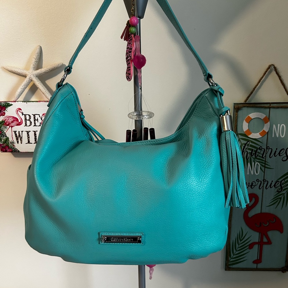 Calvin Klein Large Pebbled Leather Hobo EUC